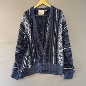 Femuche Men’s 100% Acrylic Cardigan Sweater Size Large Striped Graphic